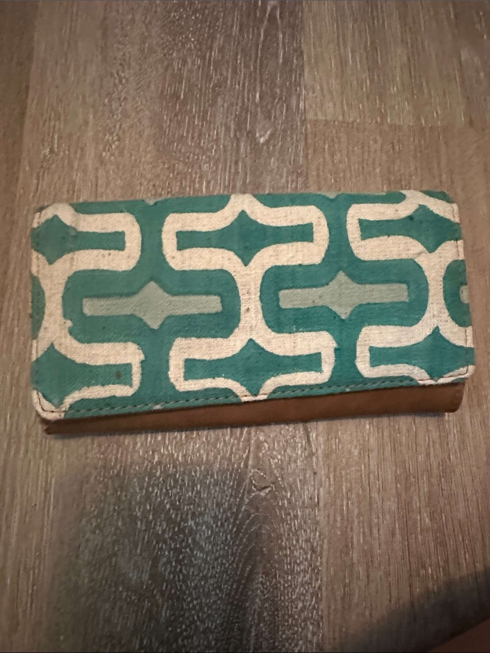 JOYN Teal and Cream Geometric Wallet